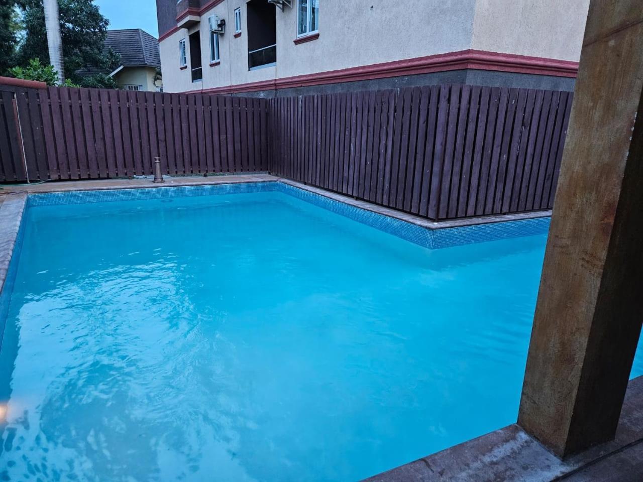 Paradise Haven At Hamptons - -Across From Ac Marriot Hotel 킹스톤 외부 사진
